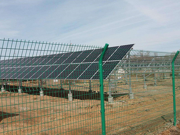 圈地護欄網
