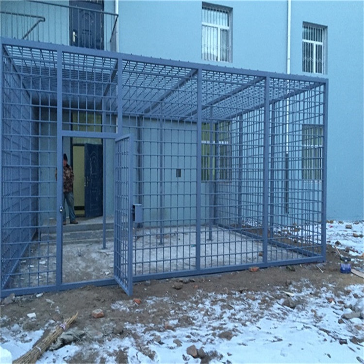 監(jiān)獄鋼網(wǎng)墻圖片及監(jiān)獄鋼網(wǎng)墻價(jià)格圖片4 監(jiān)獄鋼網(wǎng)墻圖片及監(jiān)獄鋼網(wǎng)墻價(jià)格圖片4