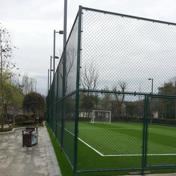 足球場圍網施工技巧圖片3 足球場圍網施工技巧圖片3