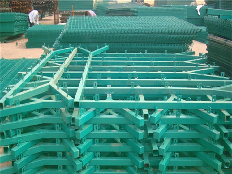 公路隔離柵 公路隔離柵