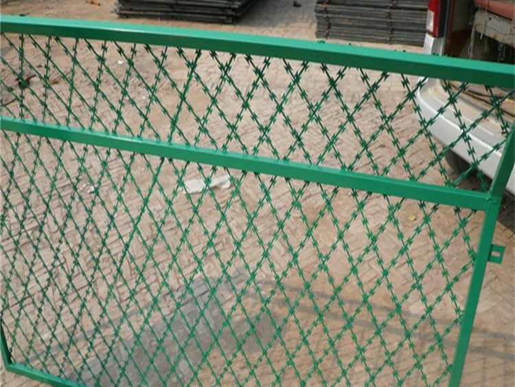 監獄刀刺鋼網墻 監獄刀刺鋼網墻