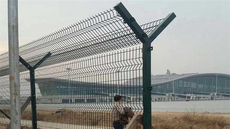 車站護欄隔離網18631858321 車站護欄隔離網18631858321