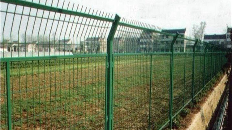 鐵絲圍欄網(wǎng)18631858321 鐵絲圍欄網(wǎng)18631858321