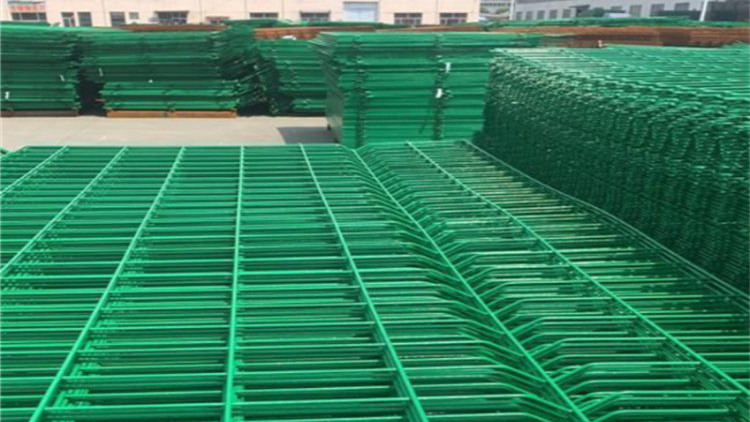 護欄網(wǎng)片18631858321 護欄網(wǎng)片18631858321