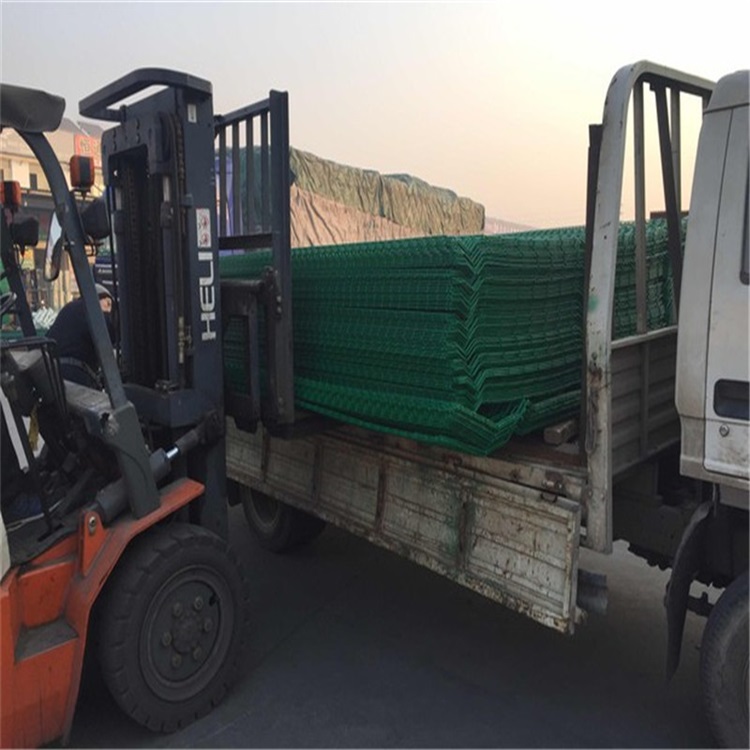 湖泊護欄網圈地圍欄應用場景圖片4