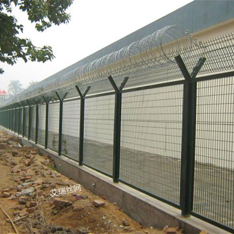 監獄外墻鋼網墻18631858321 監獄外墻鋼網墻18631858321