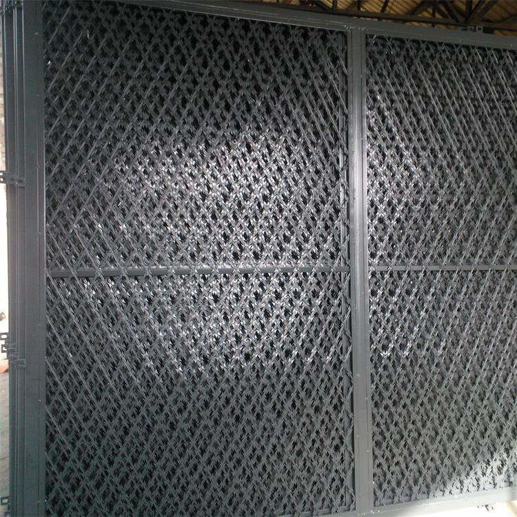 河南洛陽監獄防逃防攀爬刀片刺絲網圖片3 河南洛陽監獄防逃防攀爬刀片刺絲網圖片3