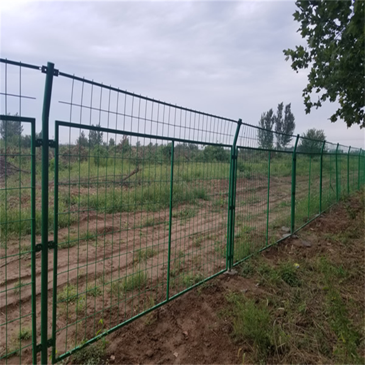 綠地鐵絲網(wǎng)圖片2 綠地鐵絲網(wǎng)圖片2