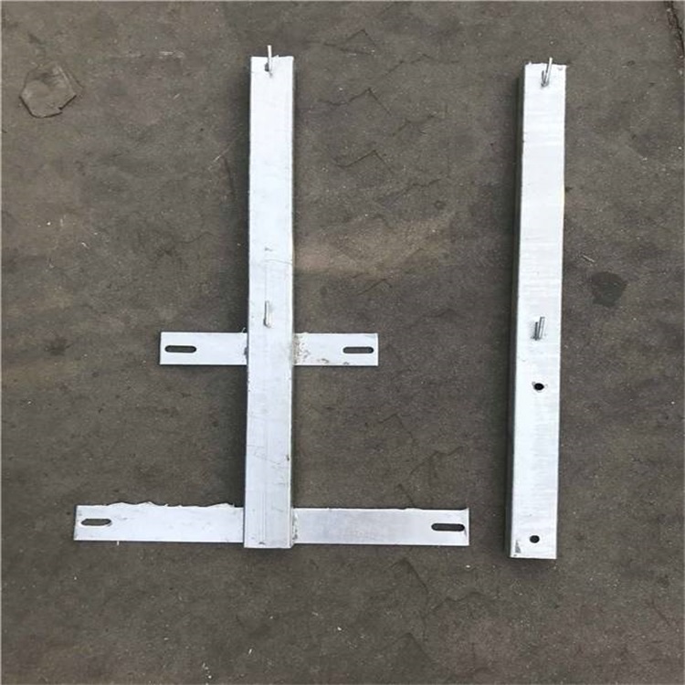 鐵路防護柵欄土字支架圖片2 鐵路防護柵欄土字支架圖片2