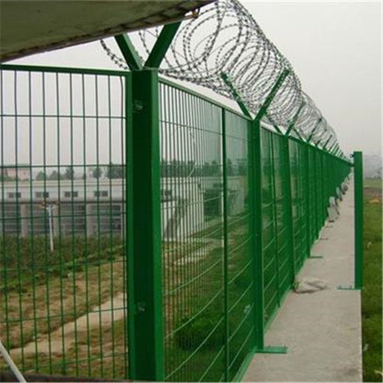 機場隔離圍界網(wǎng)圖片2 機場隔離圍界網(wǎng)圖片2