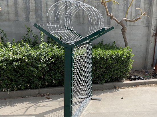 鋁包鋼機場圍界網圖片2 鋁包鋼機場圍界網圖片2